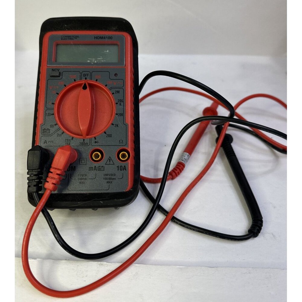 digital Commercial Electric voltage circuit tester HDM4100